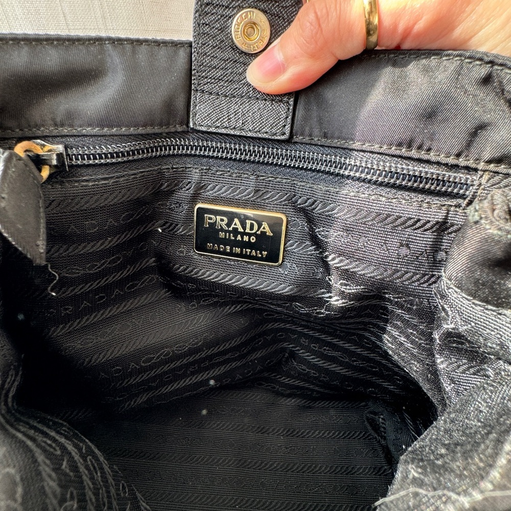 Prada Vintage Black Nylon Quilted Shoulder Bag - Picture 7 of 9